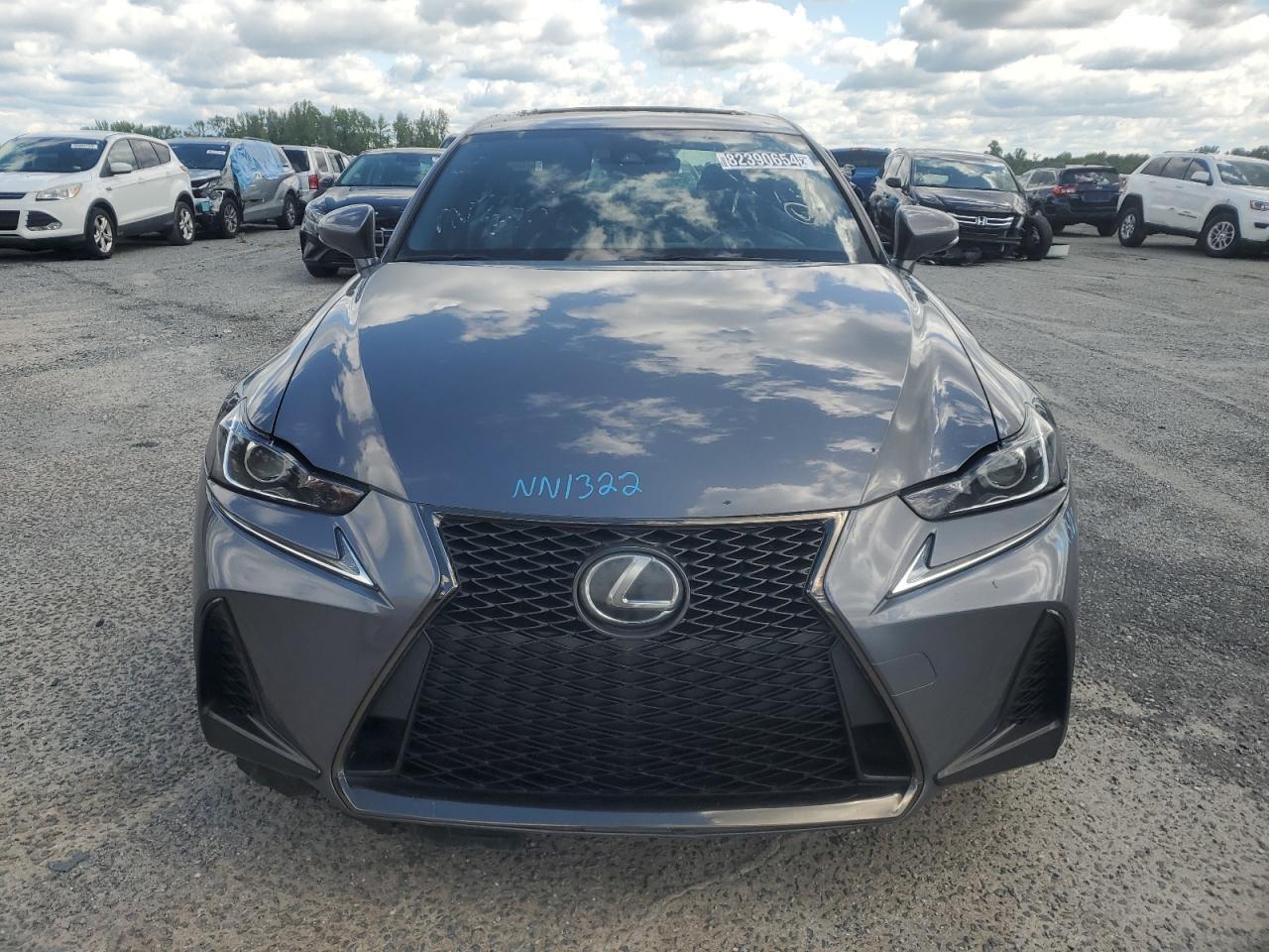 2017 Lexus Is 300 - Image 5