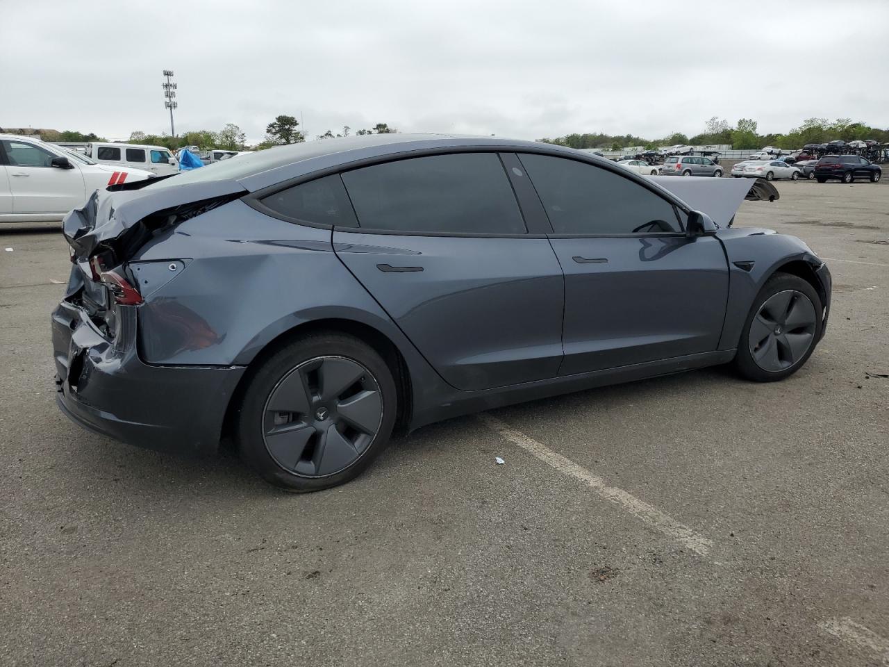 2021 Tesla Model 3 - Фото 3