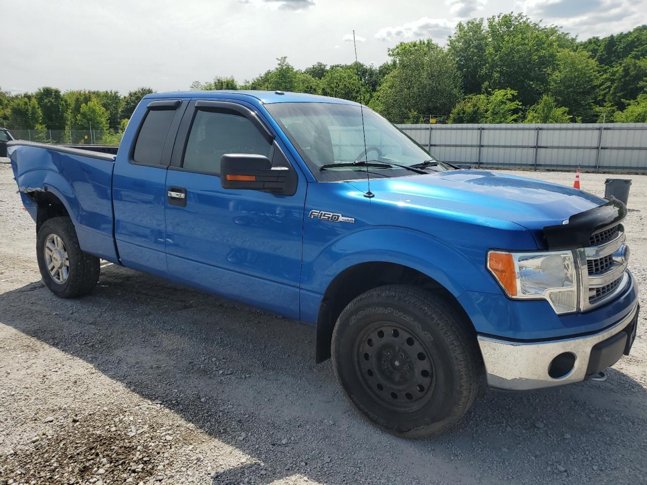 2013 Ford F150 Super Cab - Фото 4