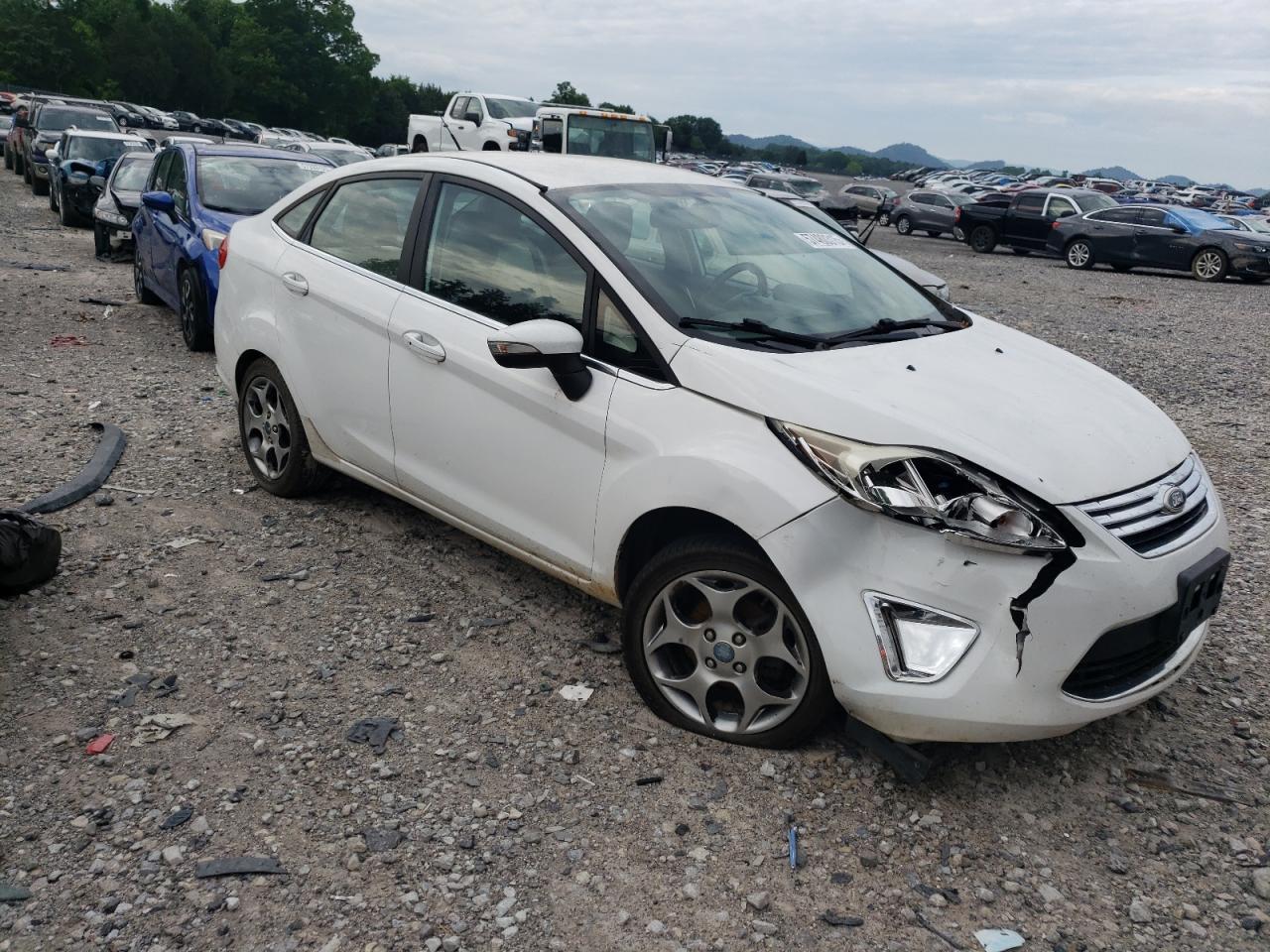 2011 Ford Fiesta Sel - Фото 4