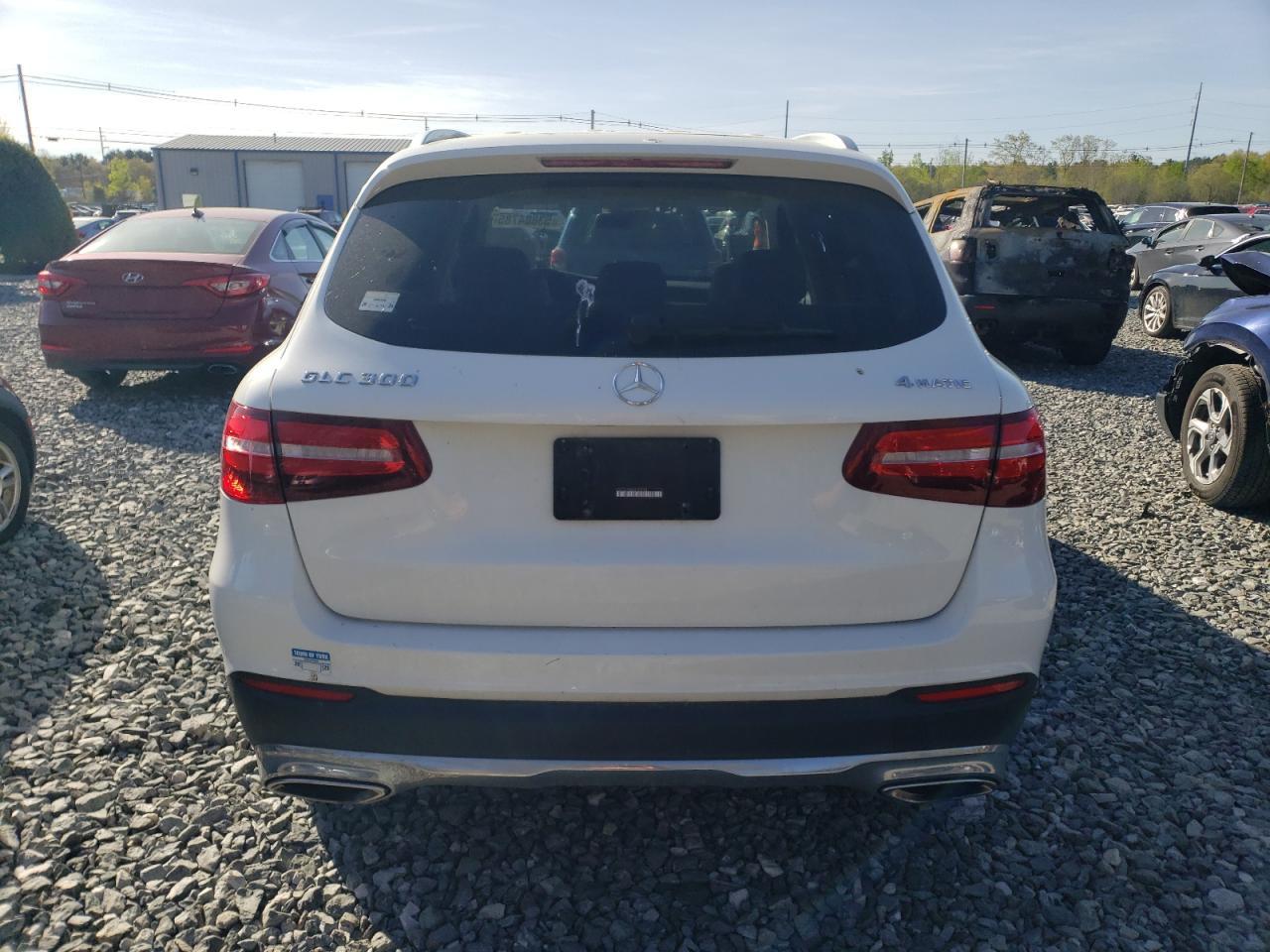 2016 Mercedes-Benz Glc 300 4Matic - Фото 6