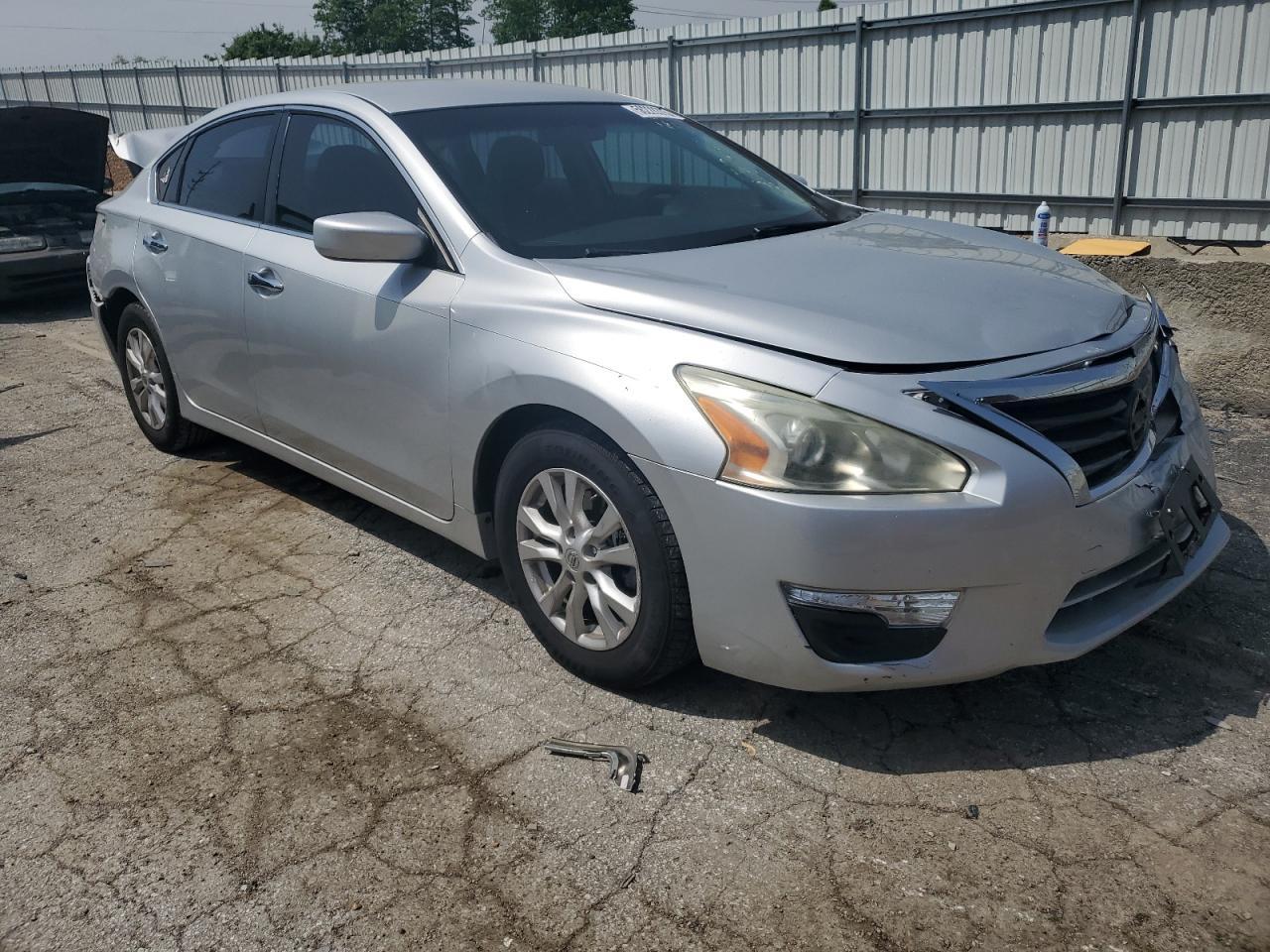 2014 Nissan Altima 2.5 - Image 4