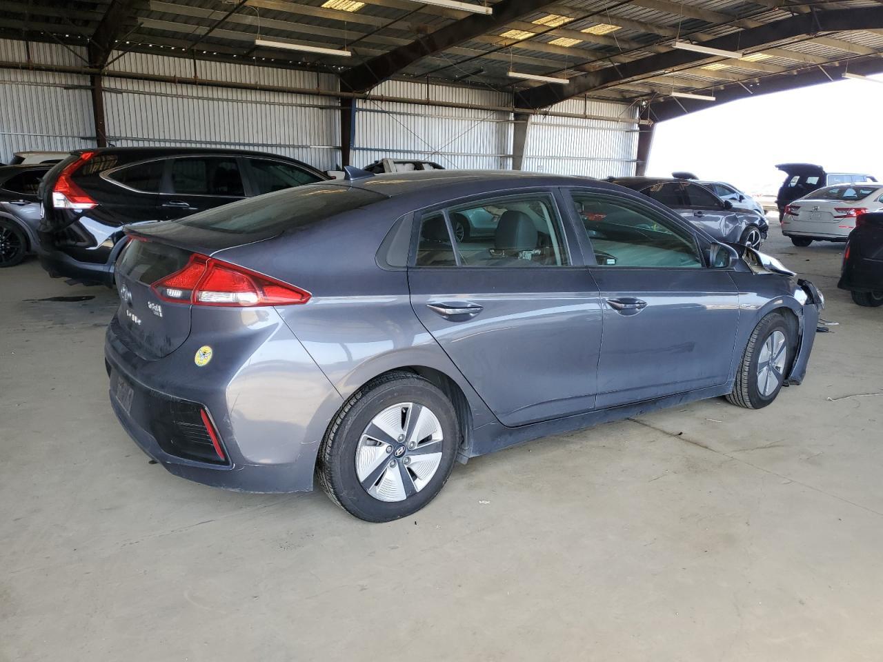 2018 Hyundai Ioniq Blue - Image 3