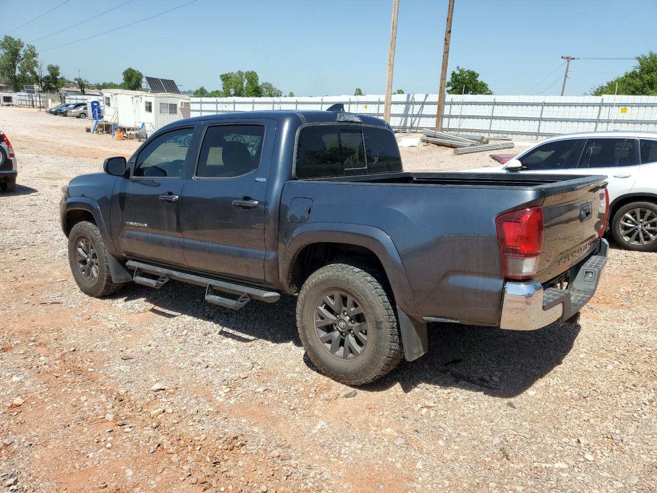 2020 Toyota Tacoma Sr5 V6 - Image 2