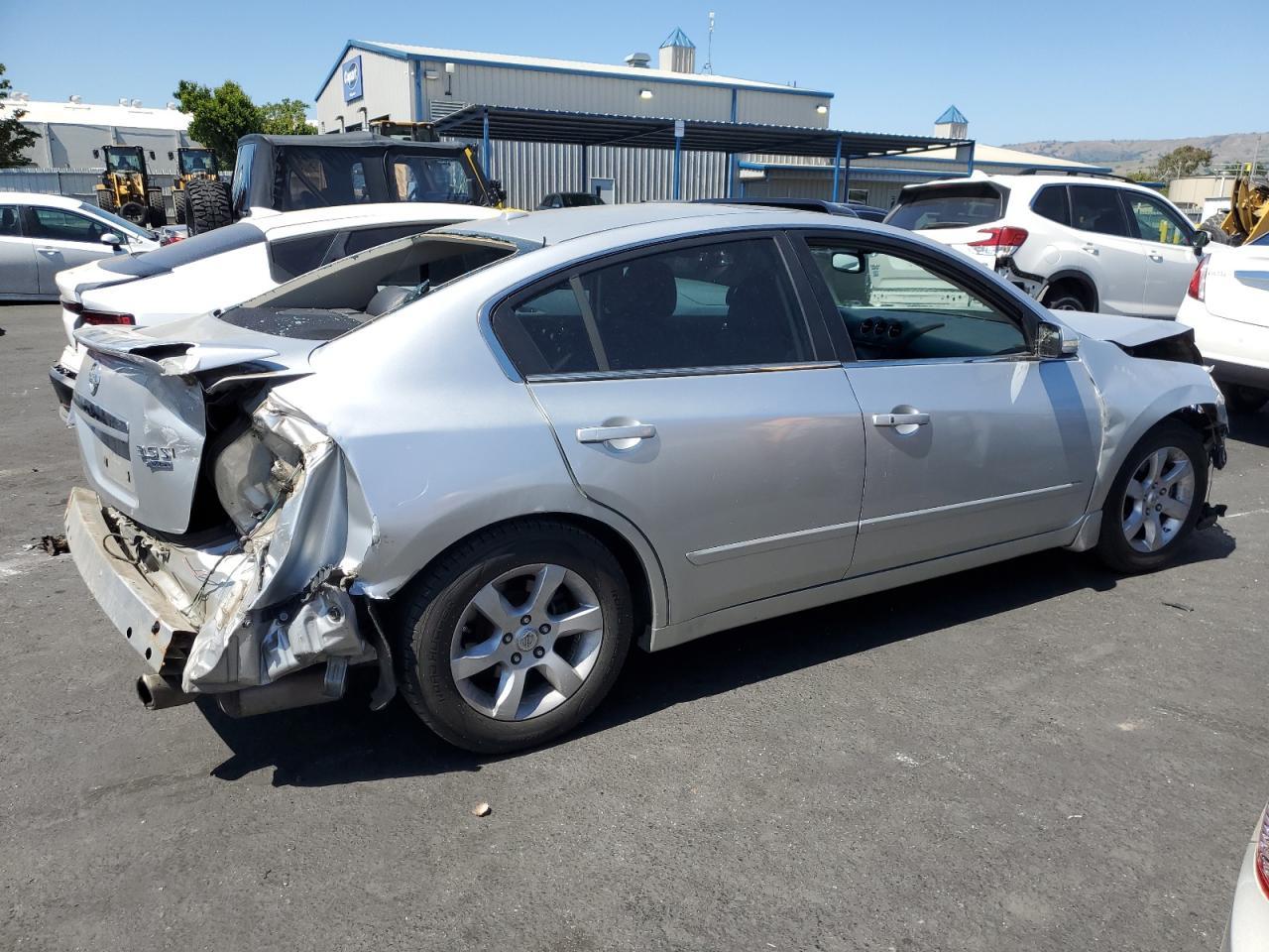 2007 Nissan Altima 3.5Se - Фото 3