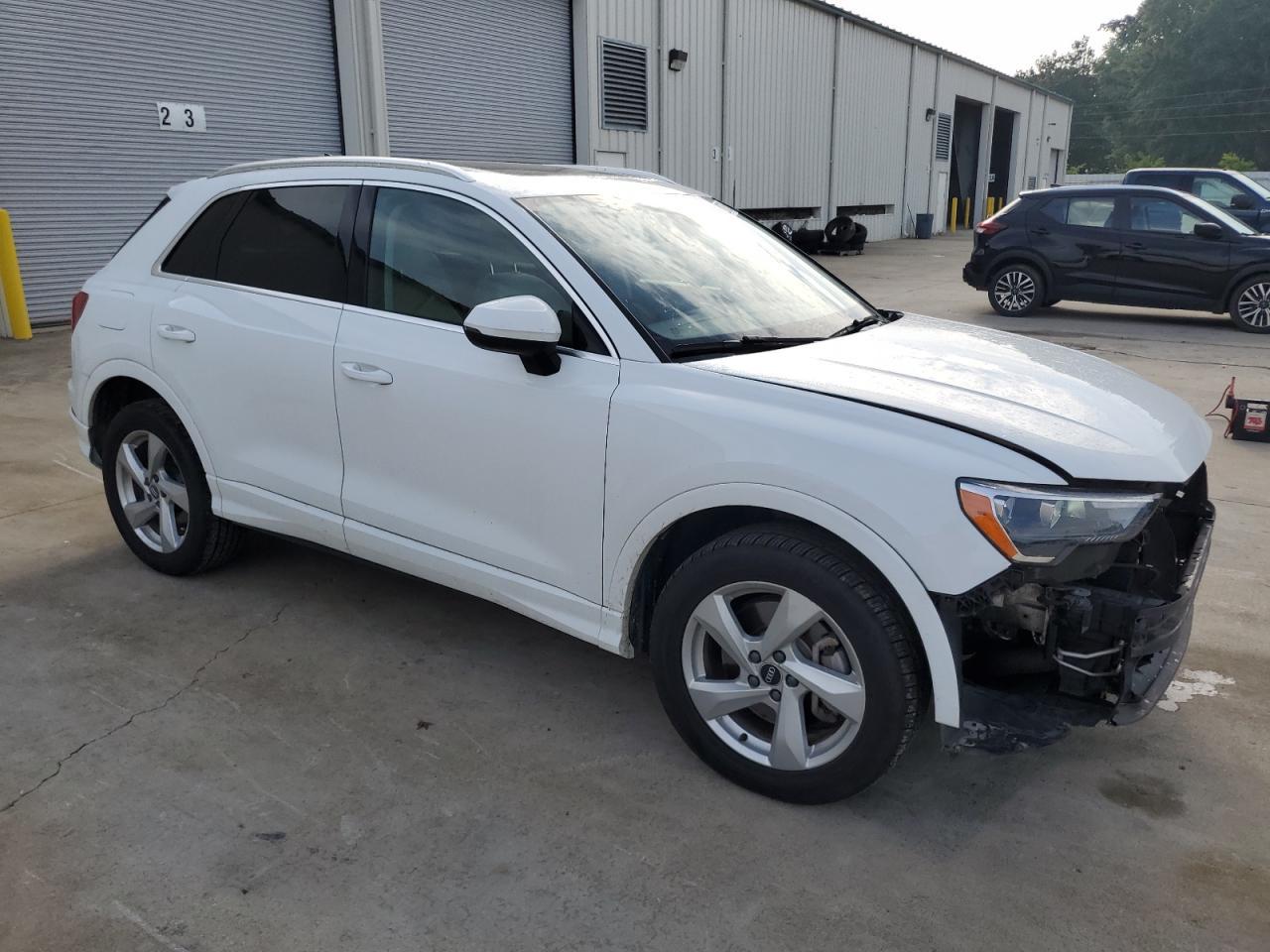 2021 Audi Q3 Premium 40 - Image 4