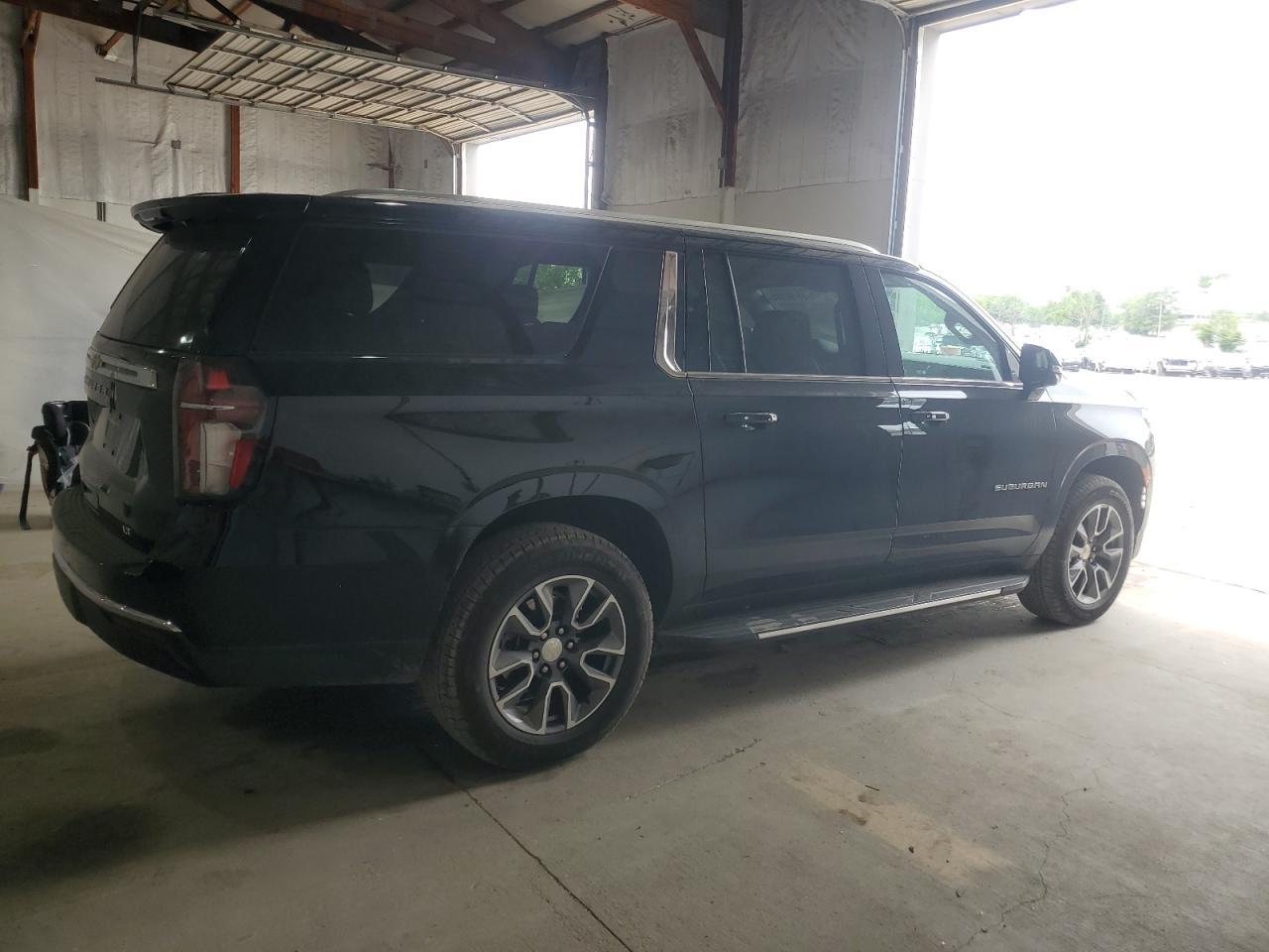 2024 Chevrolet Suburban K1500 Lt - Image 3