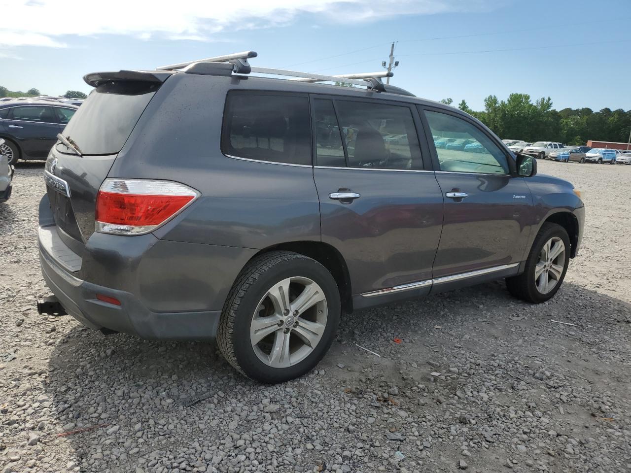 2012 Toyota Highlander Limited - Image 3