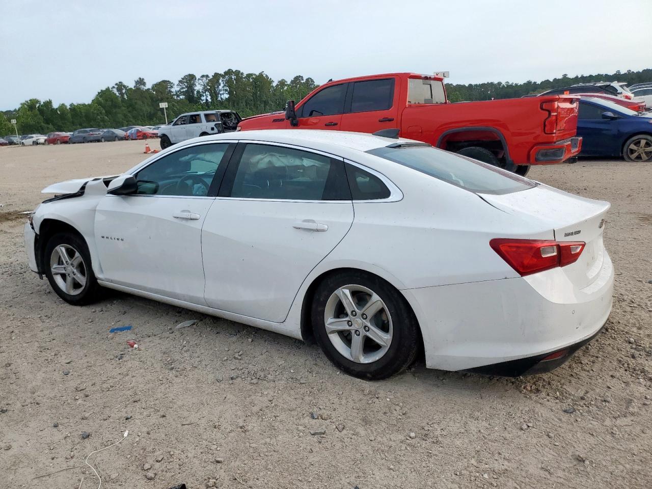 2022 Chevrolet Malibu Ls - Image 4