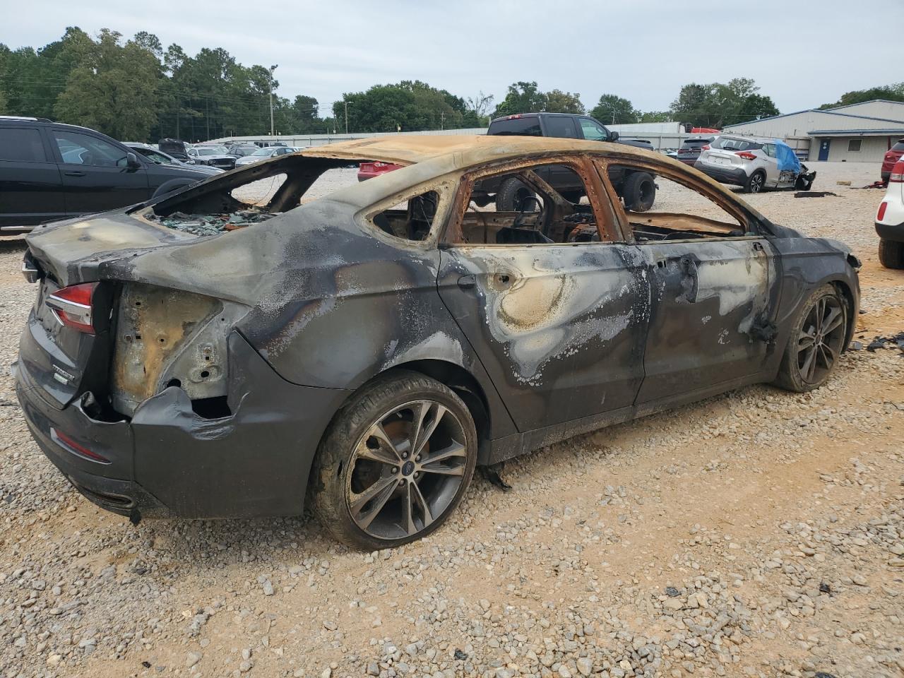 2019 Ford Fusion Titanium - Image 3