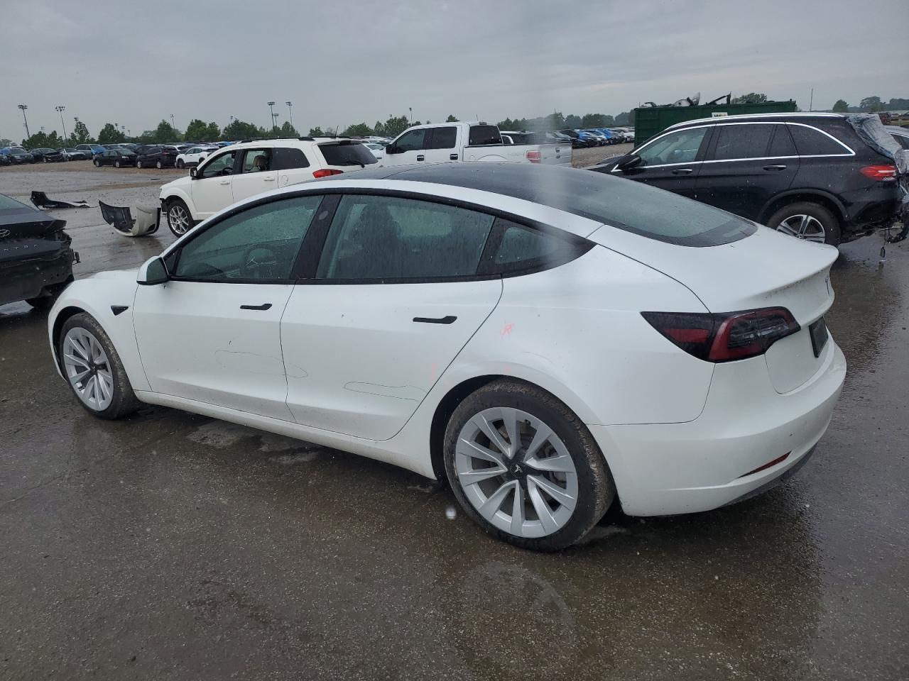 2023 Tesla Model 3 - Image 2