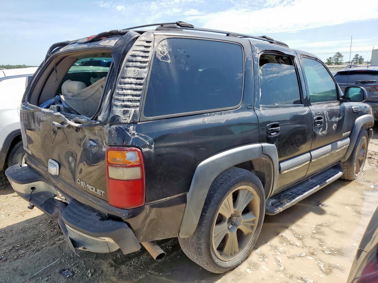 2003 Chevrolet Tahoe C1500 - Фото 3