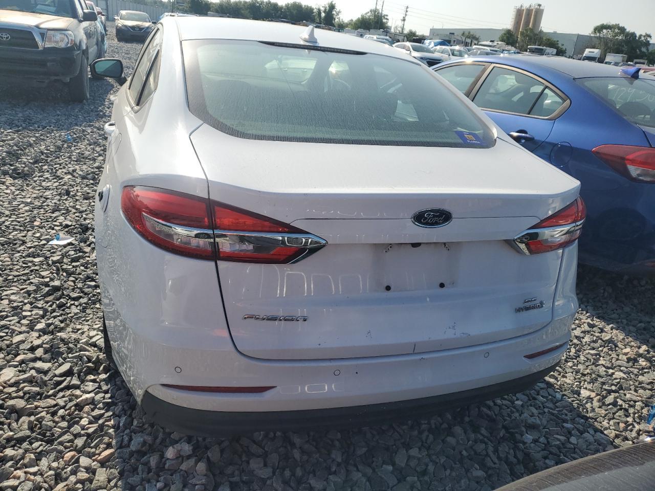 2019 Ford Fusion Se - Фото 6