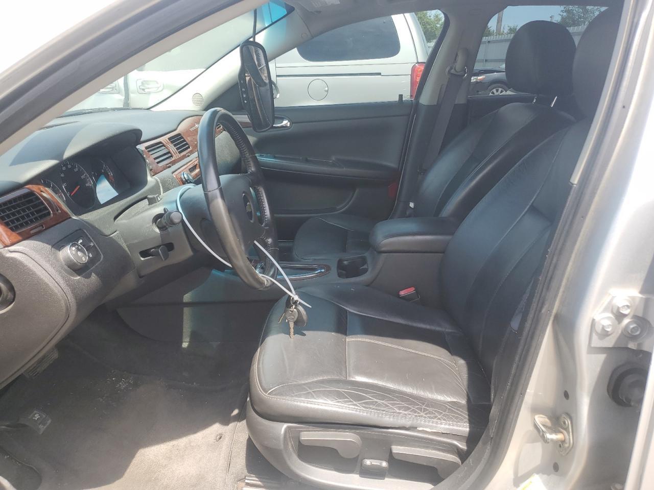 2011 Chevrolet Impala Lt - Image 7