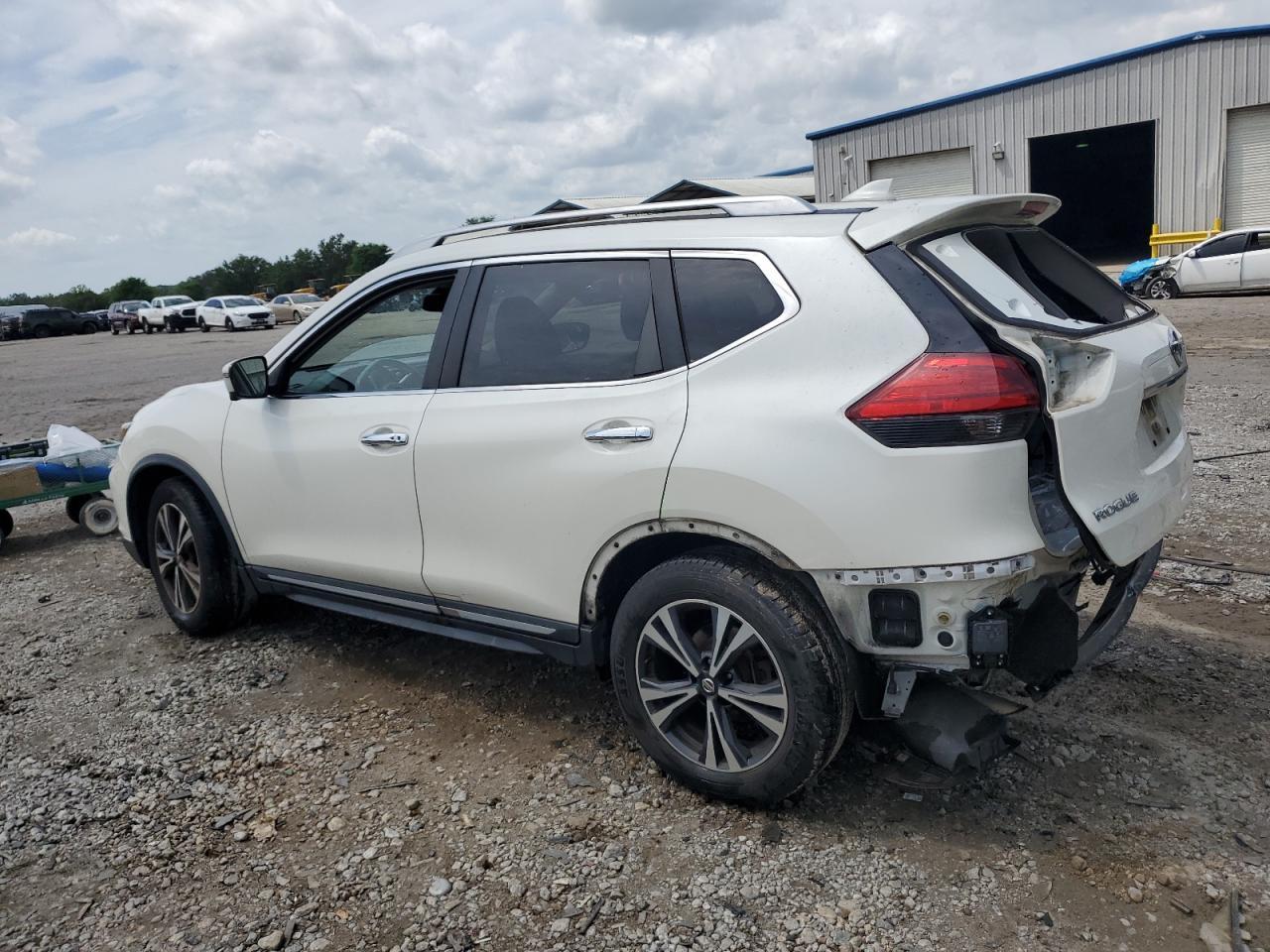 2017 Nissan Rogue S - Image 2