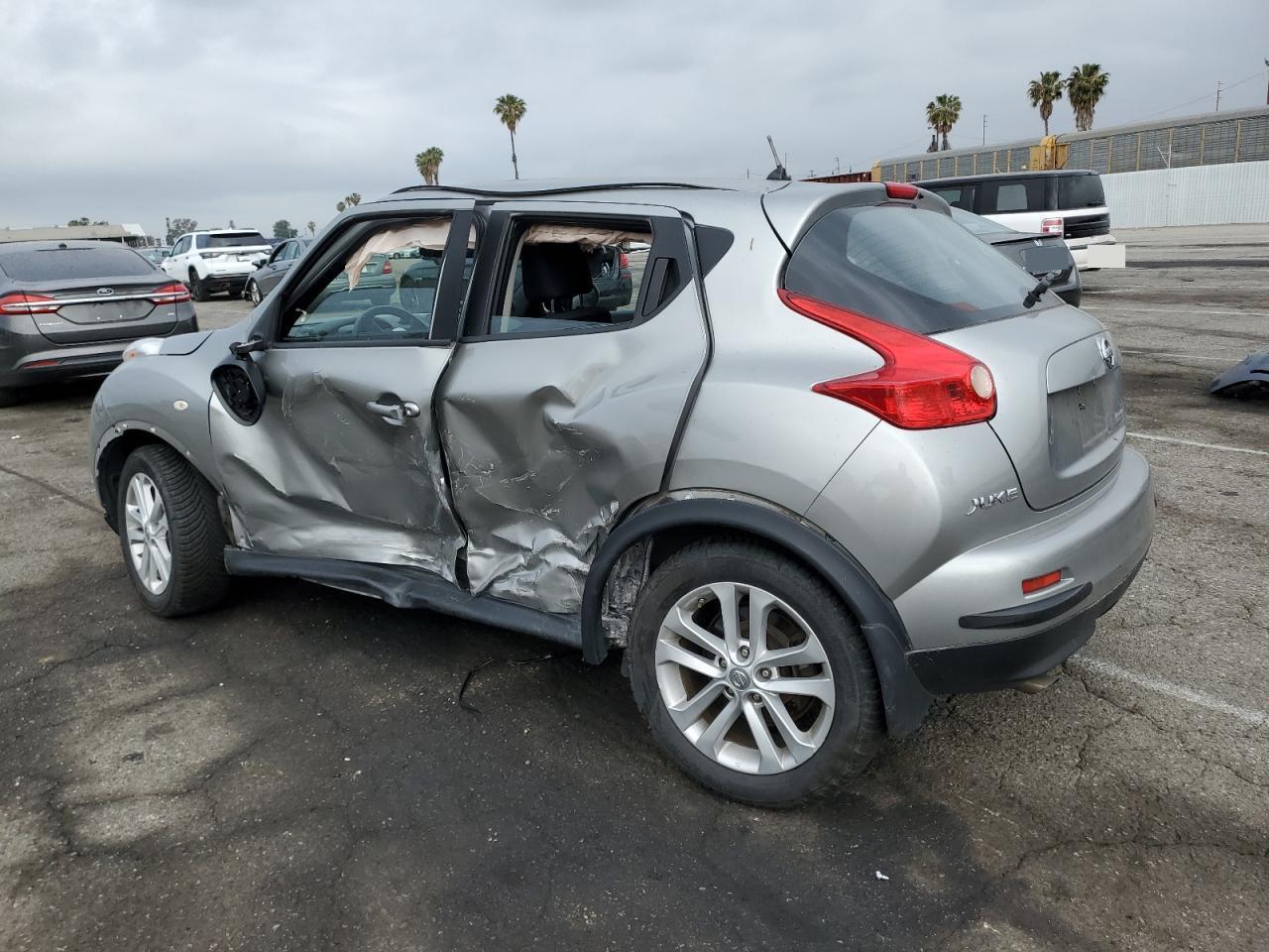 2011 Nissan Juke S - Фото 2