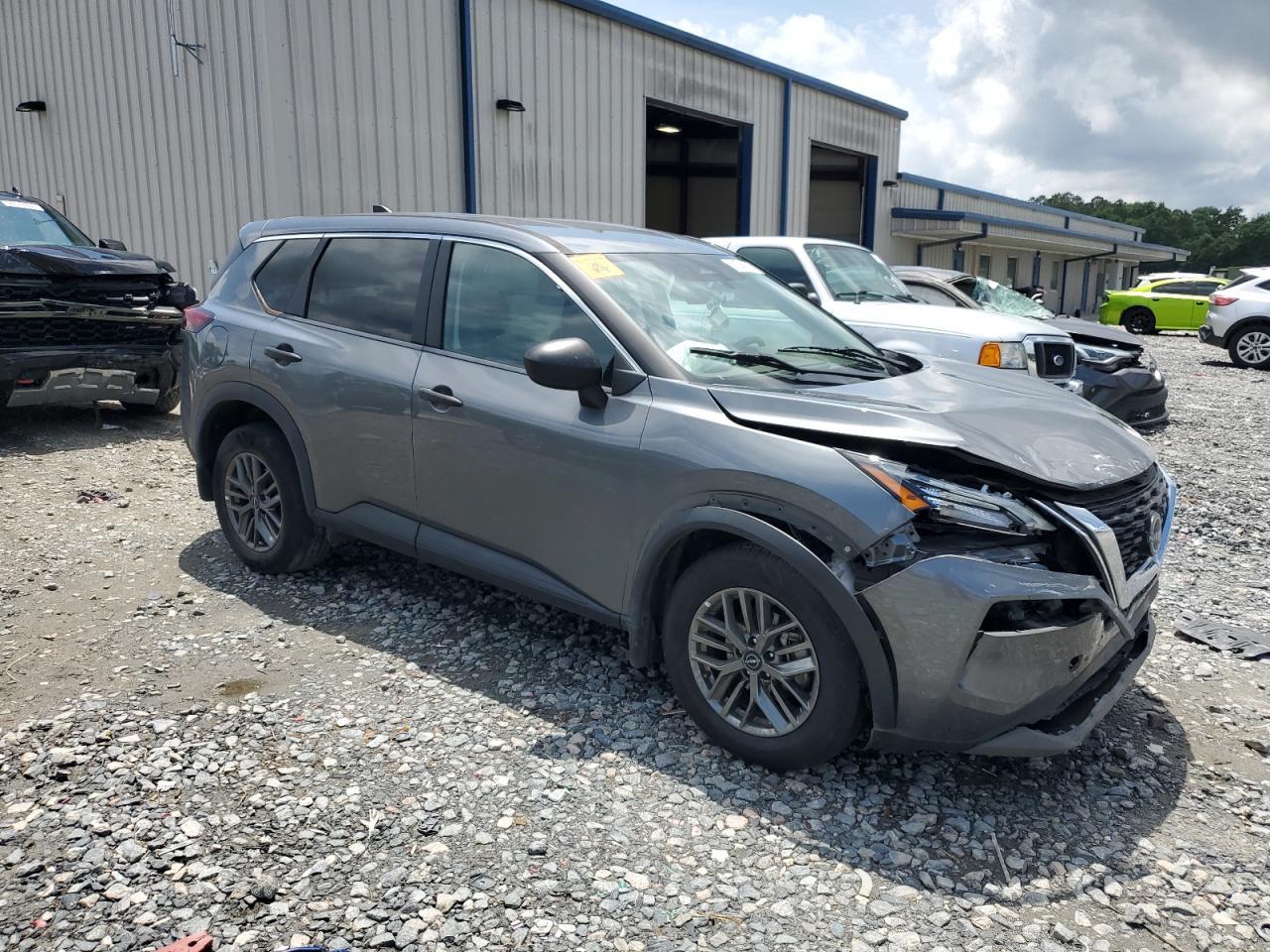 2023 Nissan Rogue S - Фото 4