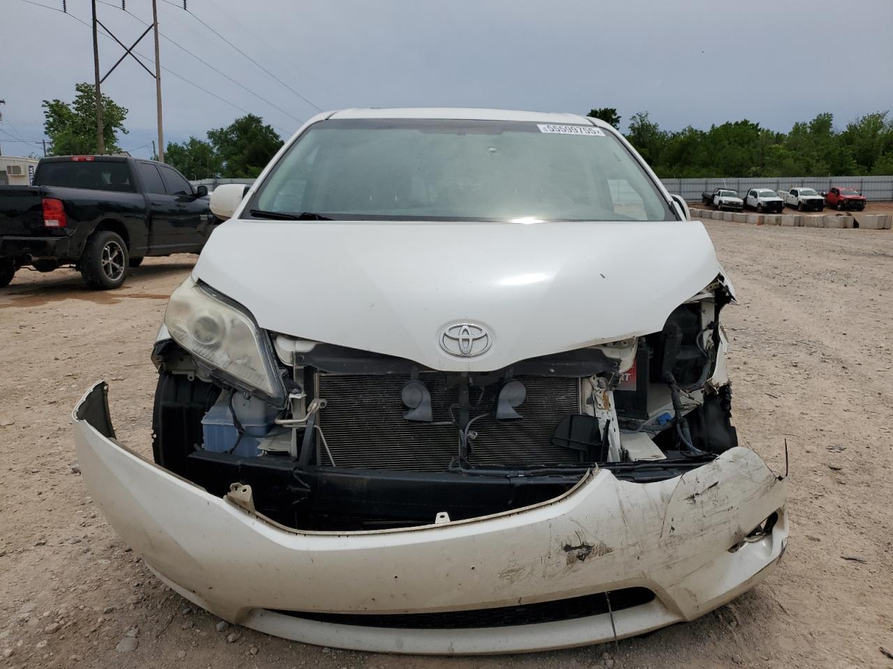 2015 Toyota Sienna Xle - Фото 5
