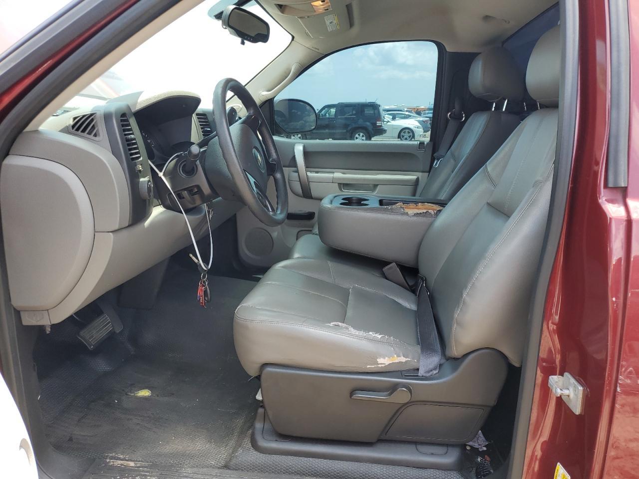 2013 Chevrolet Silverado C1500 - Image 7