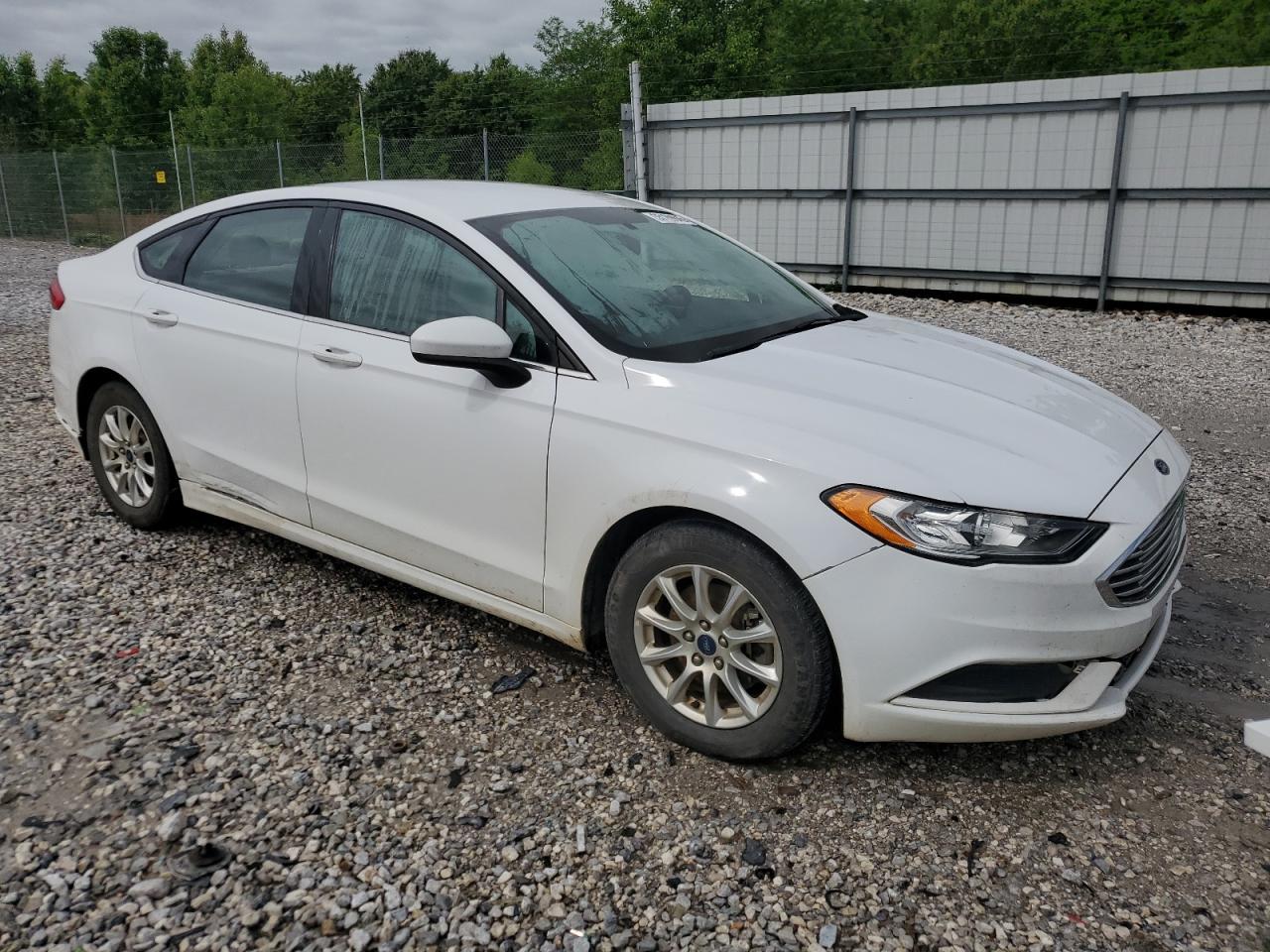 2018 Ford Fusion S - Фото 4