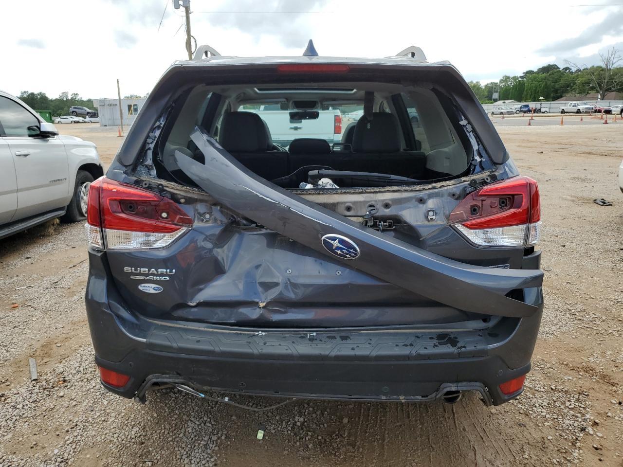 2021 Subaru Forester Touring - Фото 6