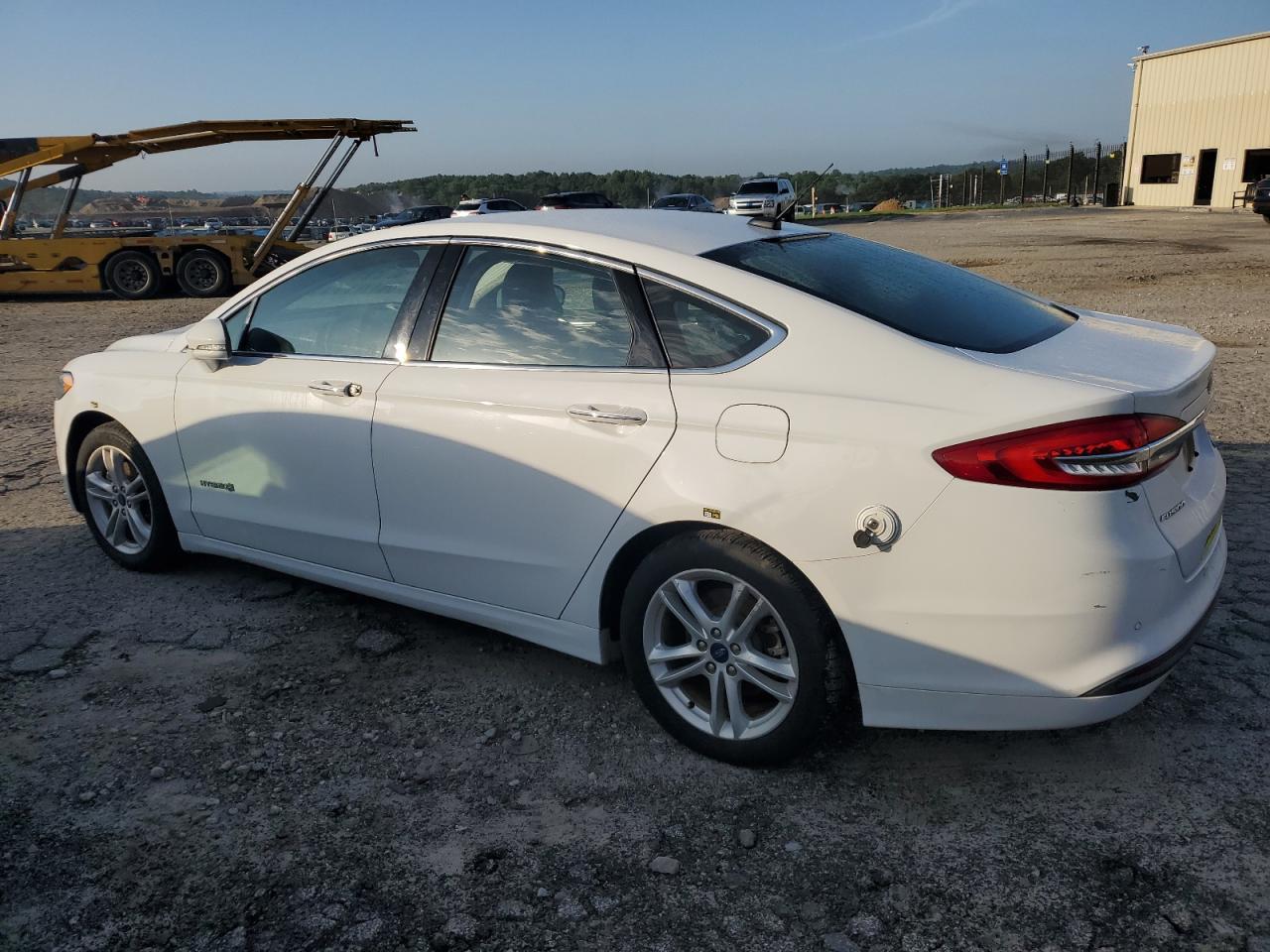 2018 Ford Fusion Se Hybrid - Image 2