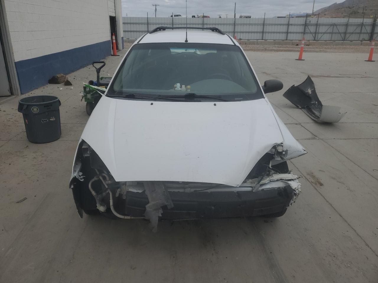 2003 Ford Focus Se - Image 5