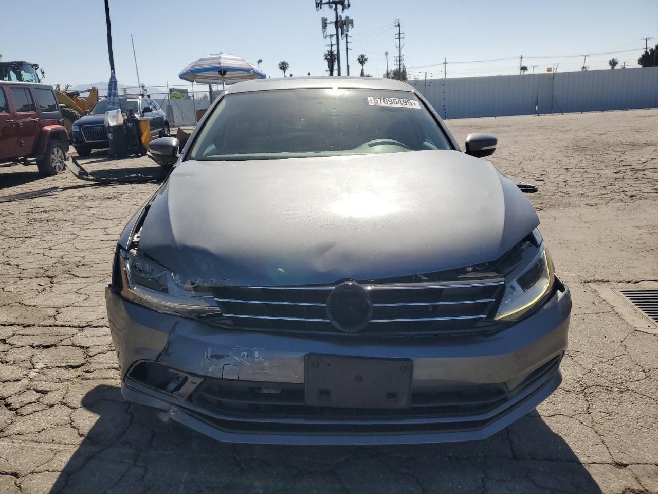 2017 Volkswagen Jetta Se - Фото 5