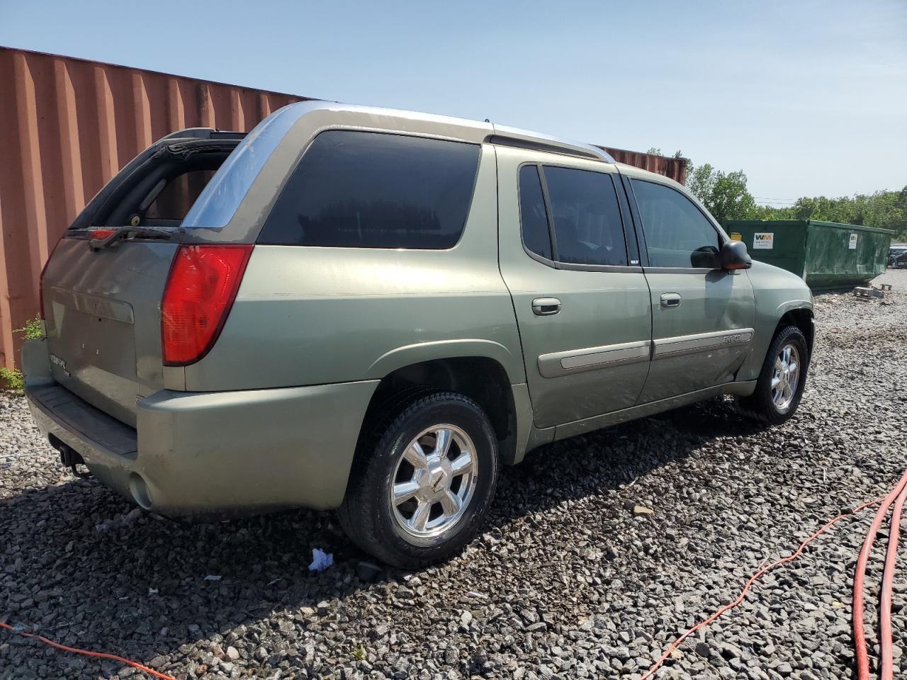 2004 GMC Envoy Xuv - Image 3