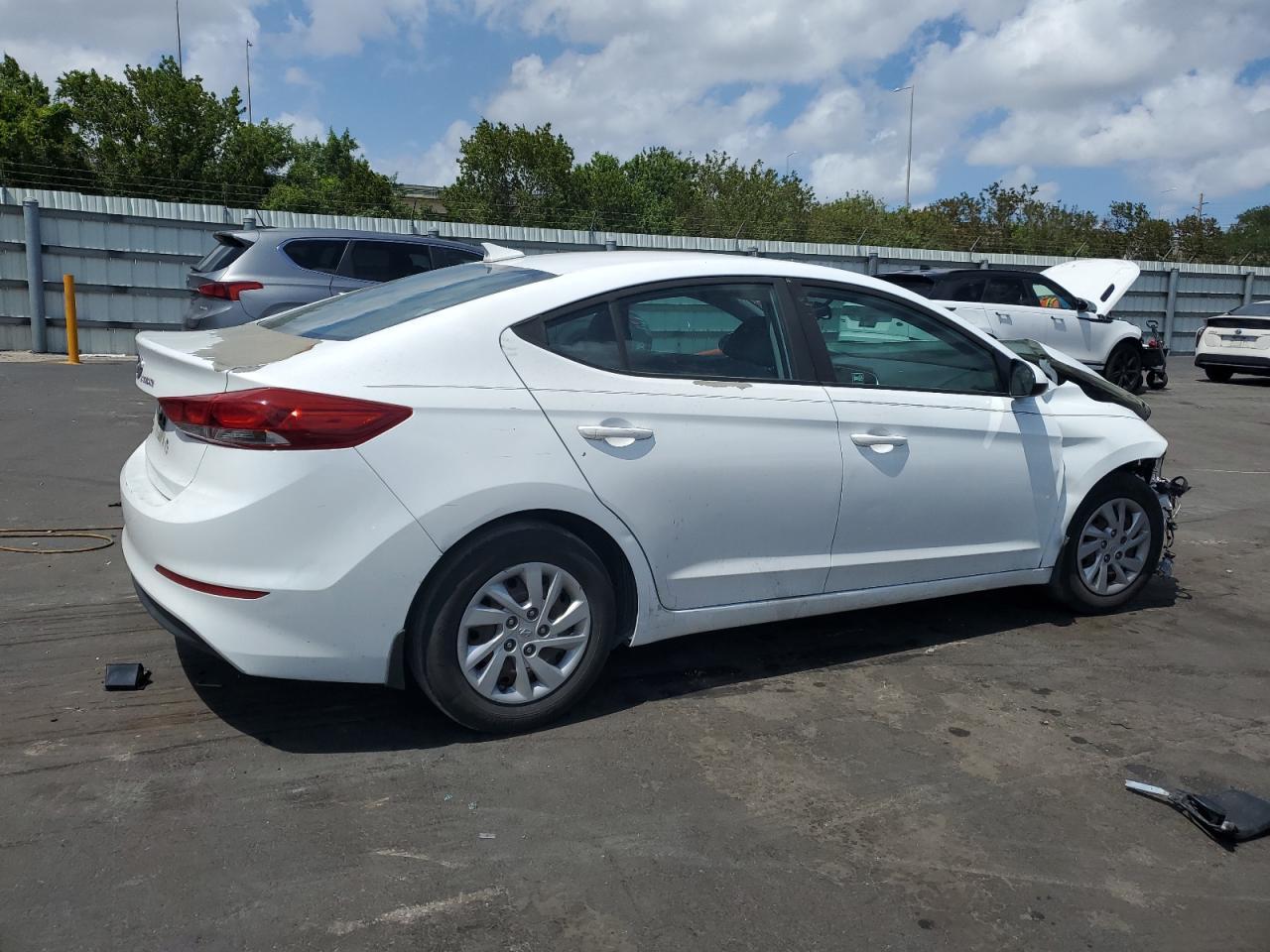 2017 Hyundai Elantra Se - Фото 3