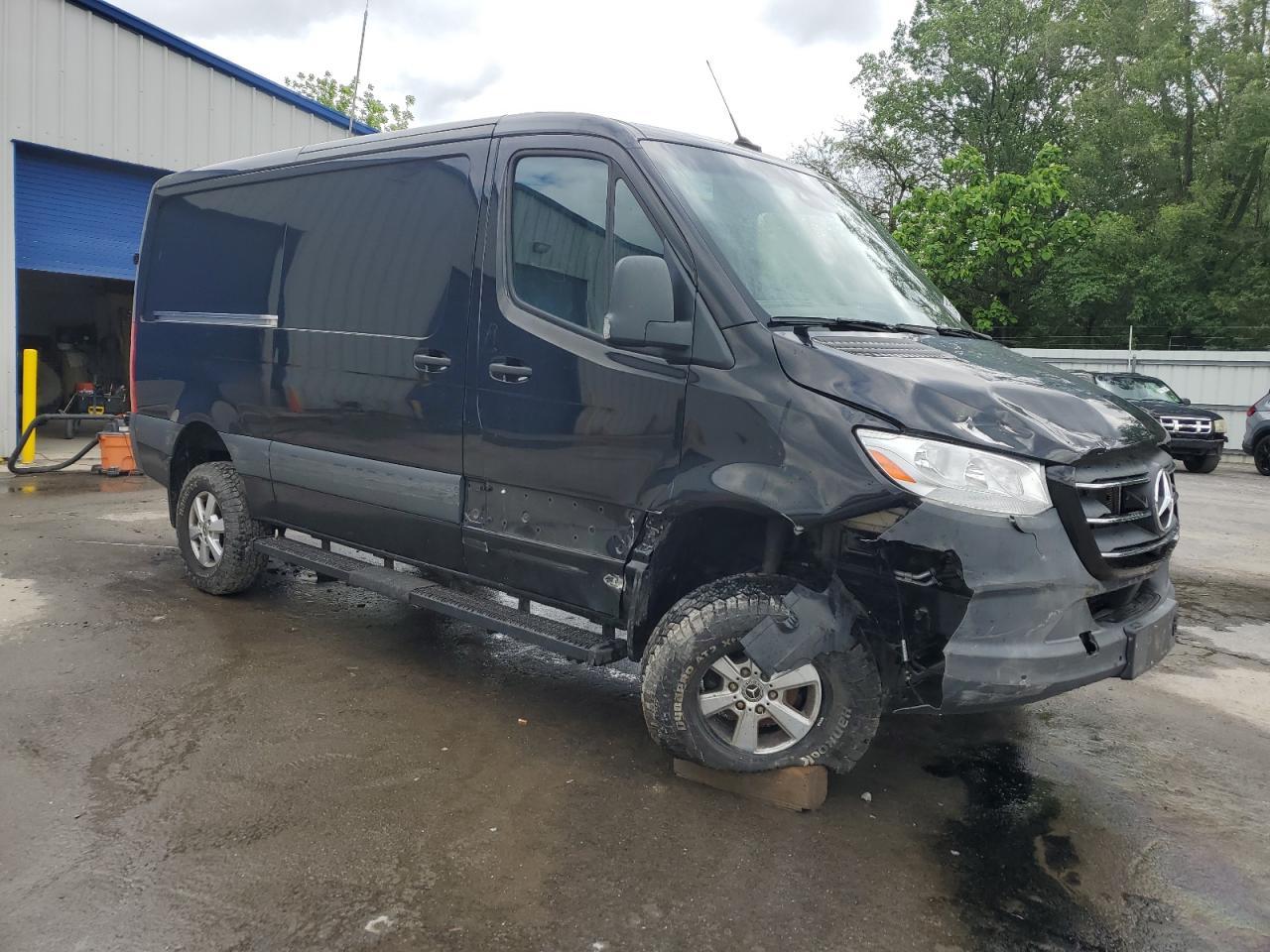 2020 Mercedes-Benz Sprinter 2500 - Фото 4