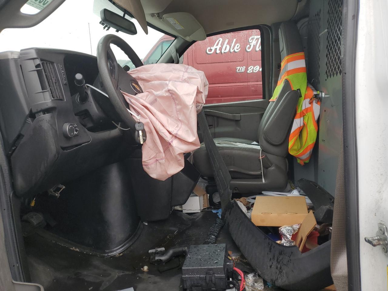 2019 Chevrolet Express G2500 - Фото 7