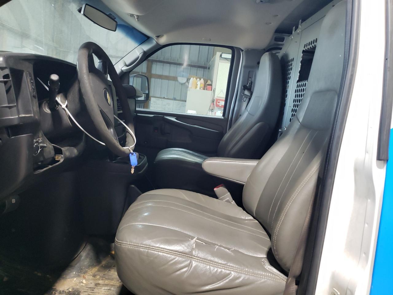 2013 Chevrolet Express G2500 - Фото 7