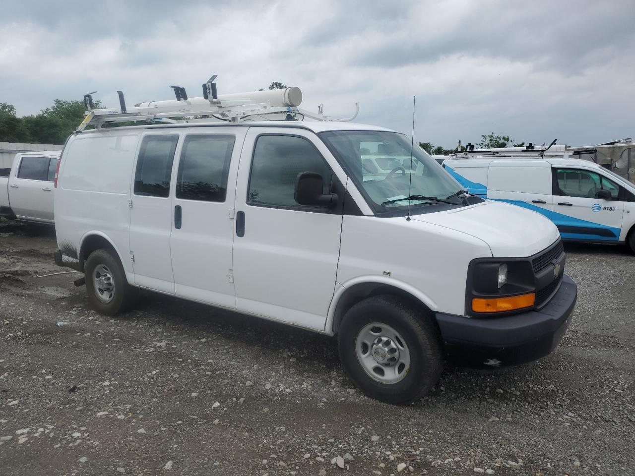 2013 Chevrolet Express G2500 - Фото 4