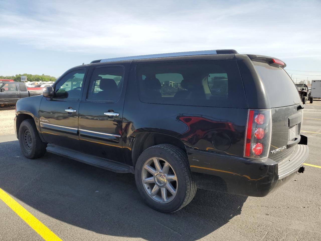 2007 GMC Yukon Xl Denali - Фото 2