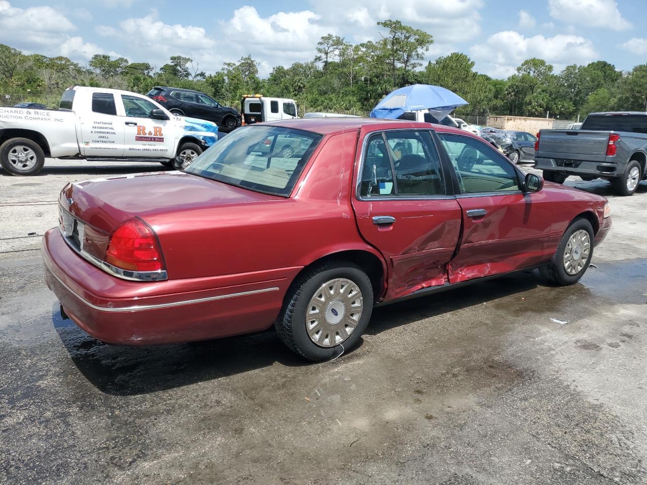 2003 Ford Crown Victoria - Фото 3