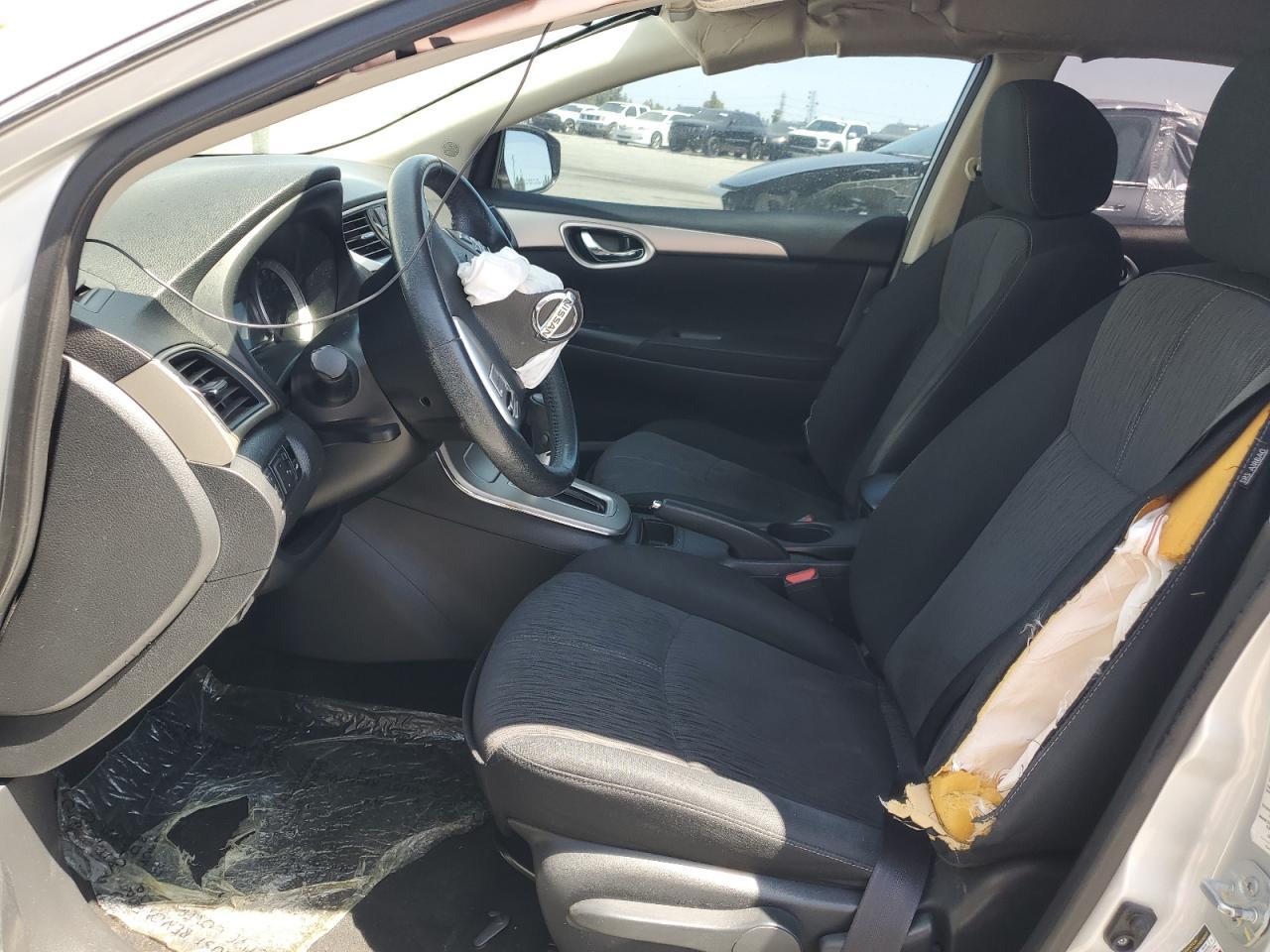 2015 Nissan Sentra S - Фото 7