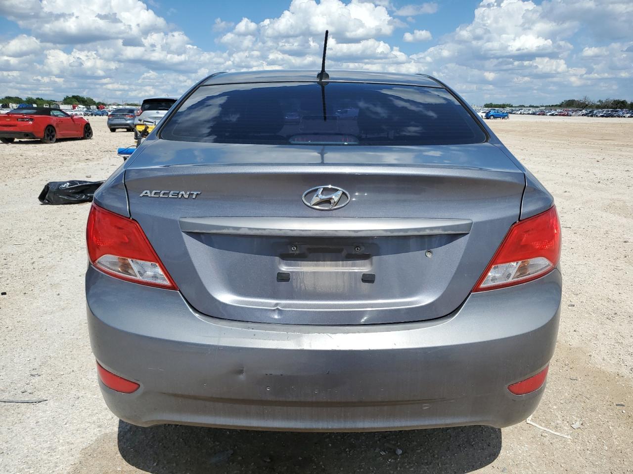 2016 Hyundai Accent Se - Фото 6