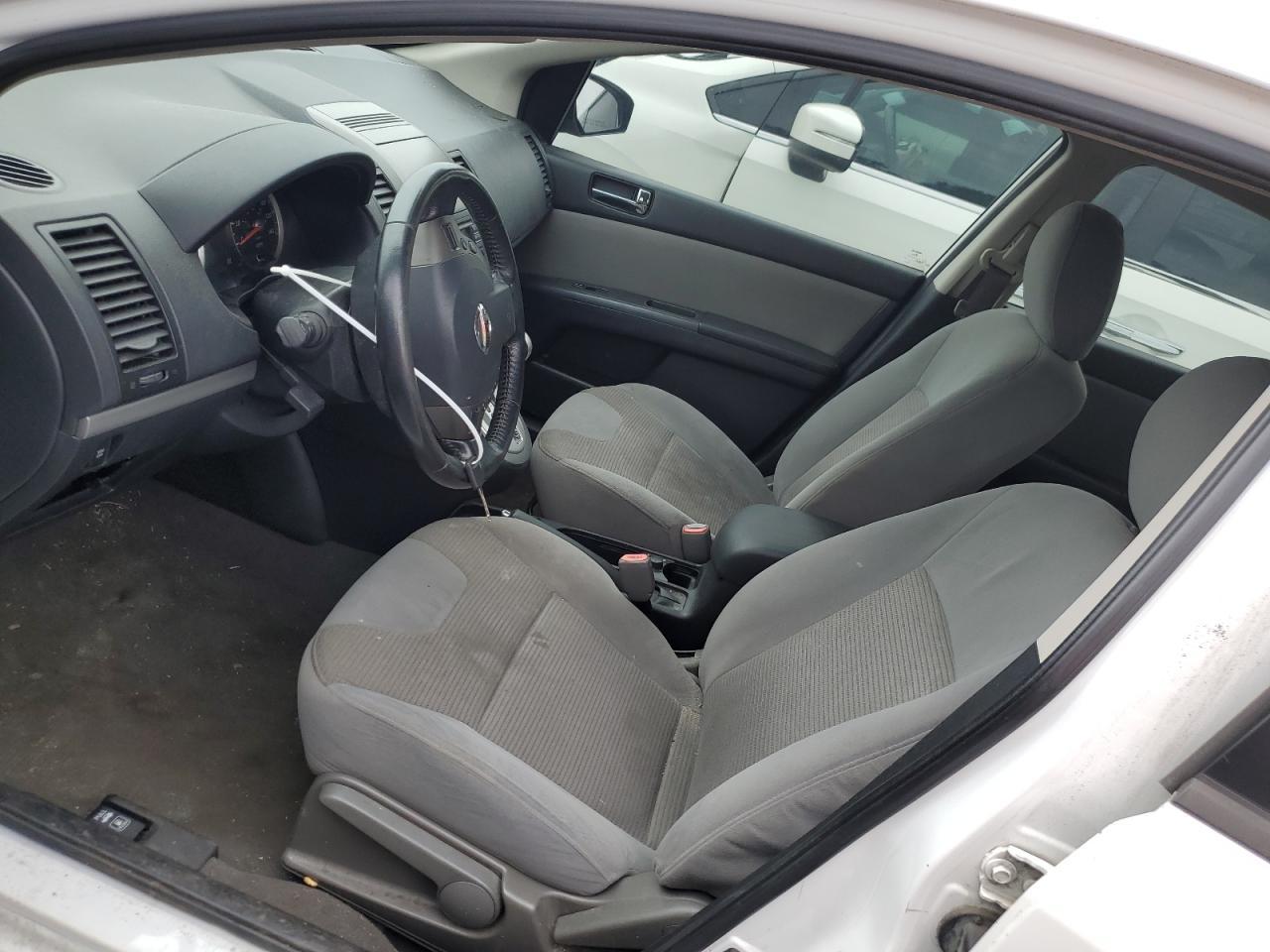 2011 Nissan Sentra 2.0 - Image 7