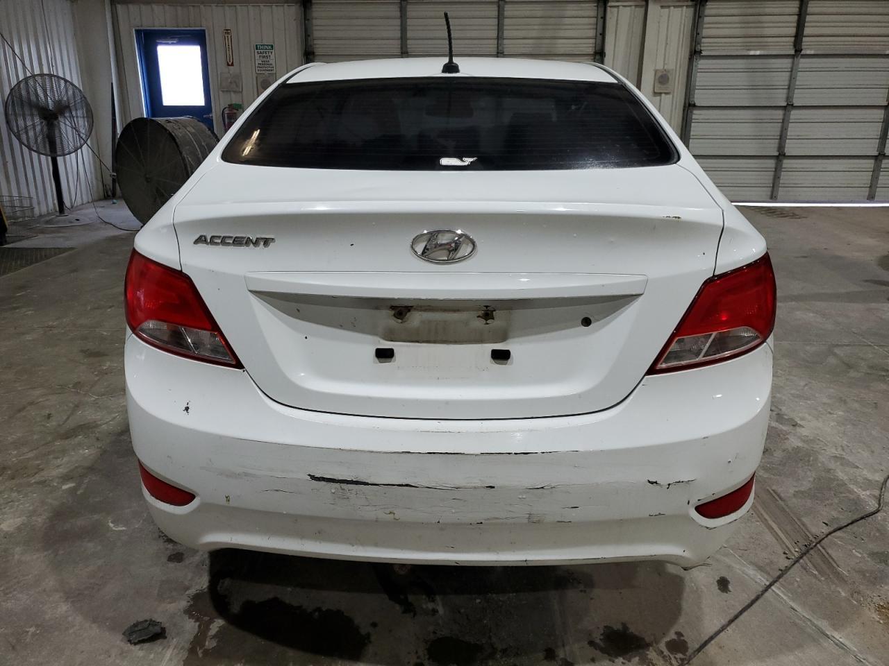 2015 Hyundai Accent Gls - Фото 6