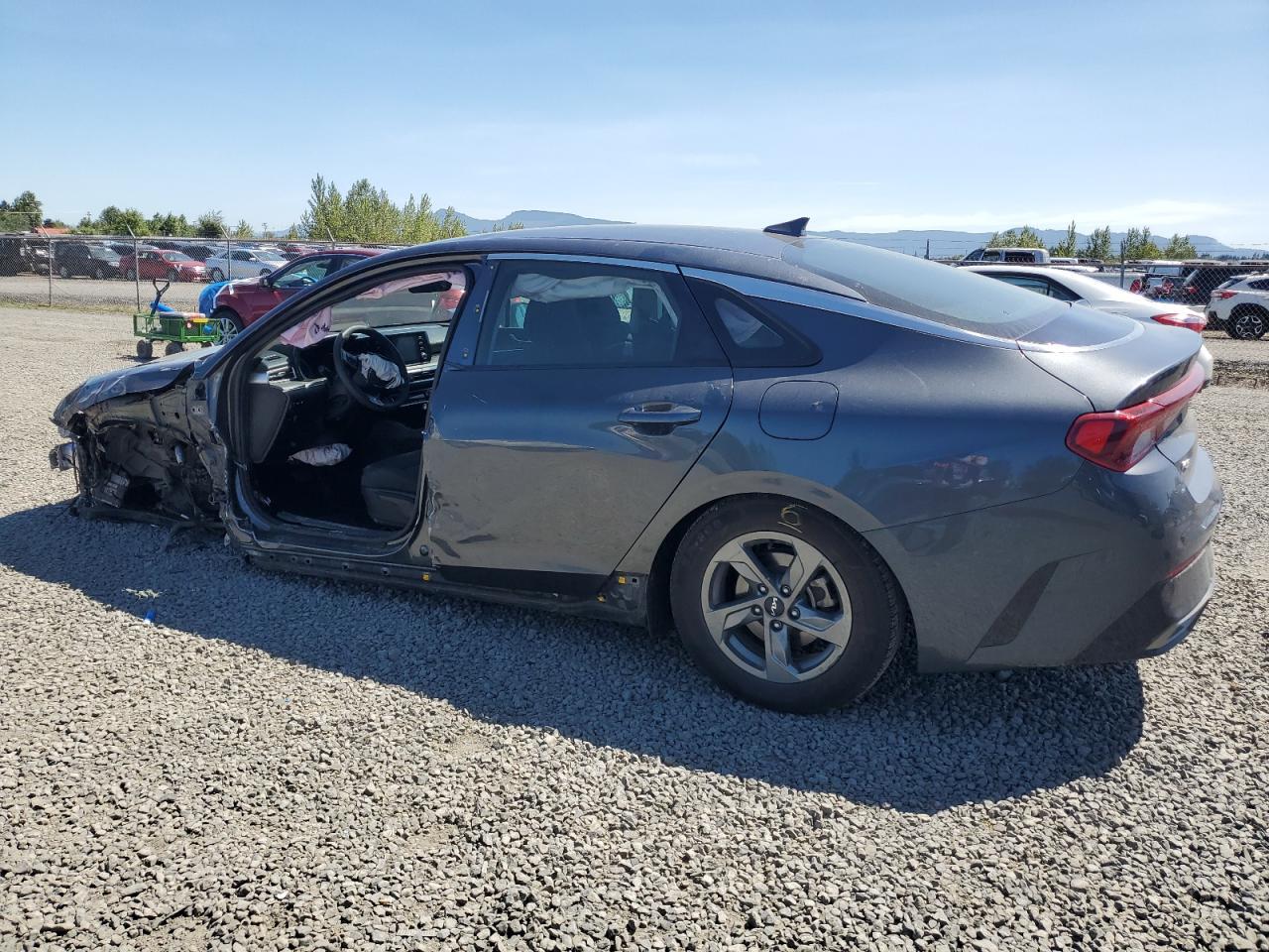 2022 Kia K5 Lxs - Фото 2