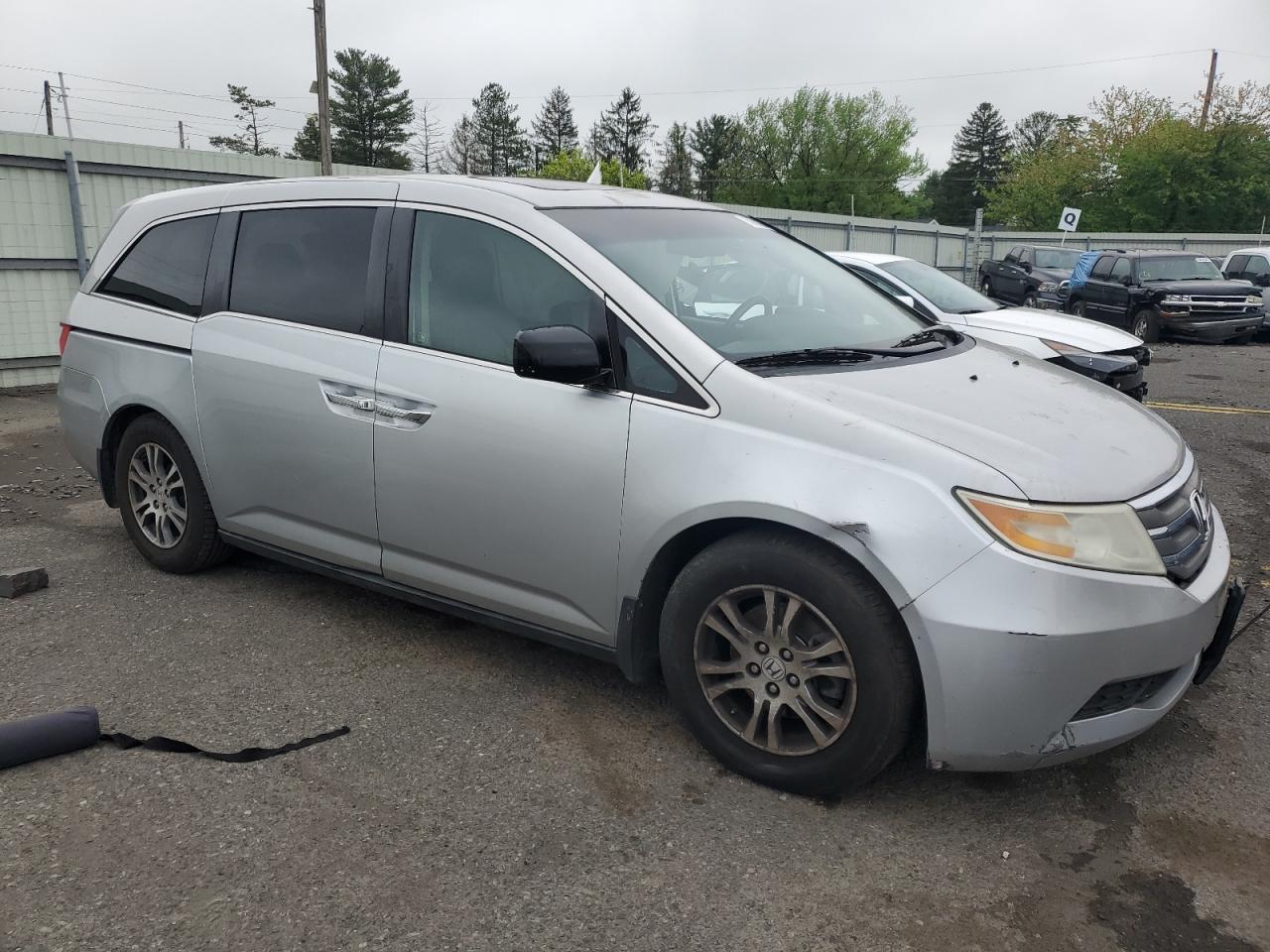 2011 Honda Odyssey Exl - Image 4