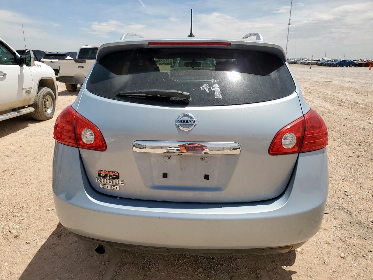 2015 Nissan Rogue Select S - Image 6