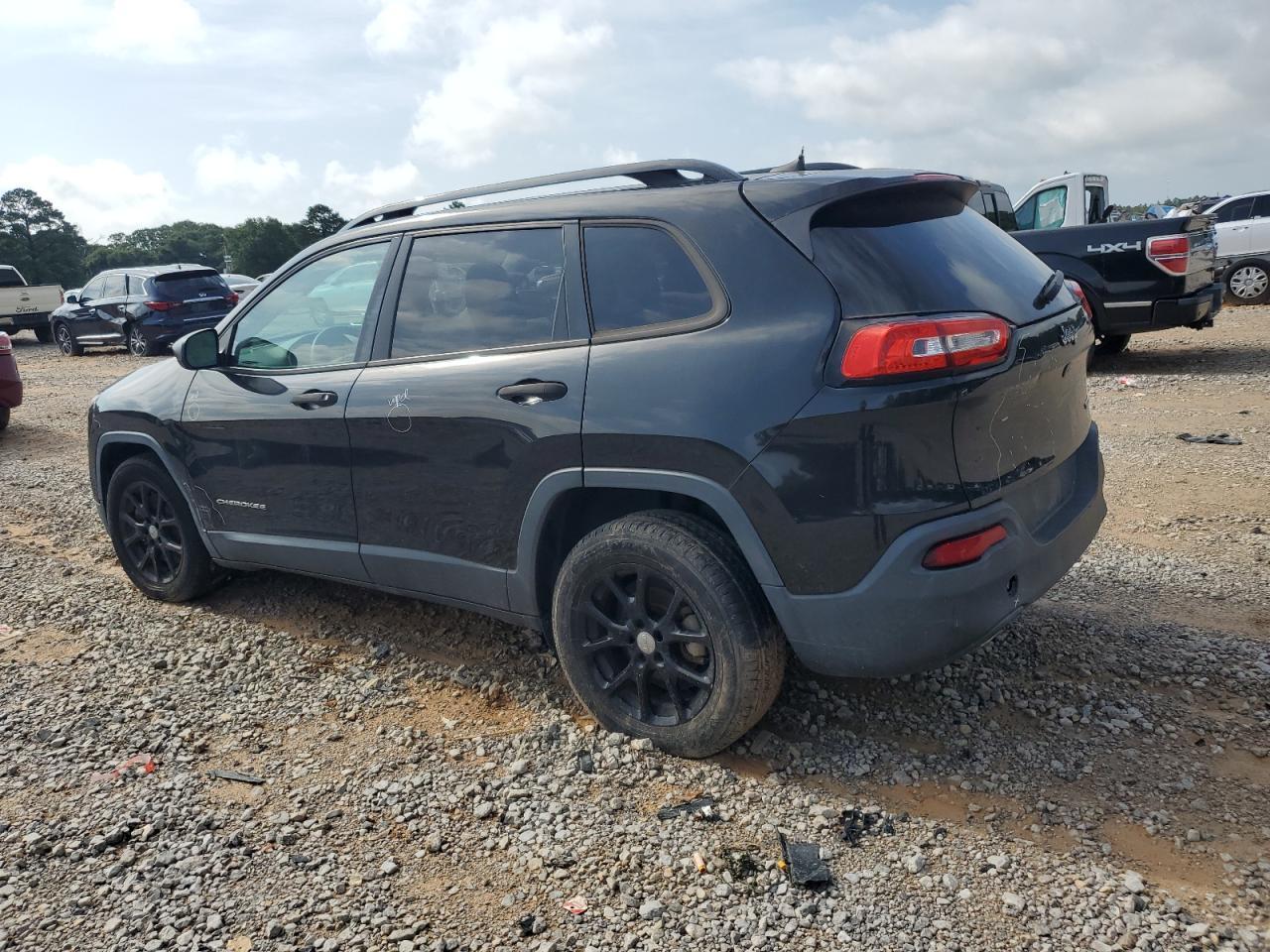 2016 Jeep Cherokee Sport - Фото 2