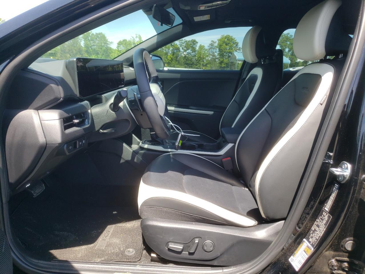 2025 Kia K4 Gt Line - Image 7