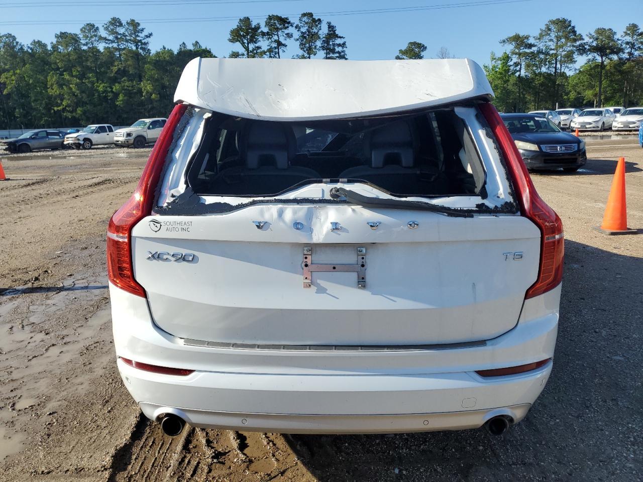 2019 Volvo Xc90 T5 Momentum - Image 6