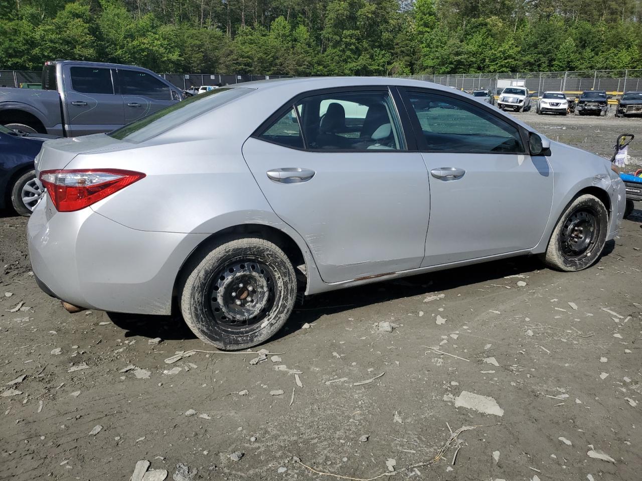 2015 Toyota Corolla L - Image 3