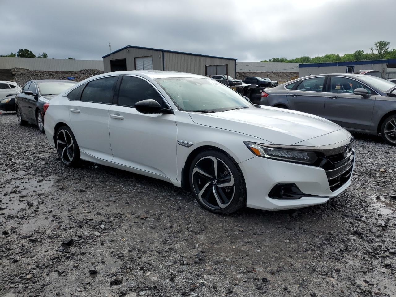 2021 Honda Accord Sport - Image 4
