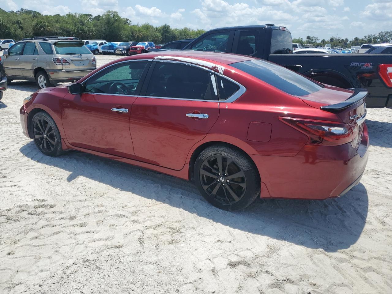 2017 Nissan Altima 2.5 - Image 2