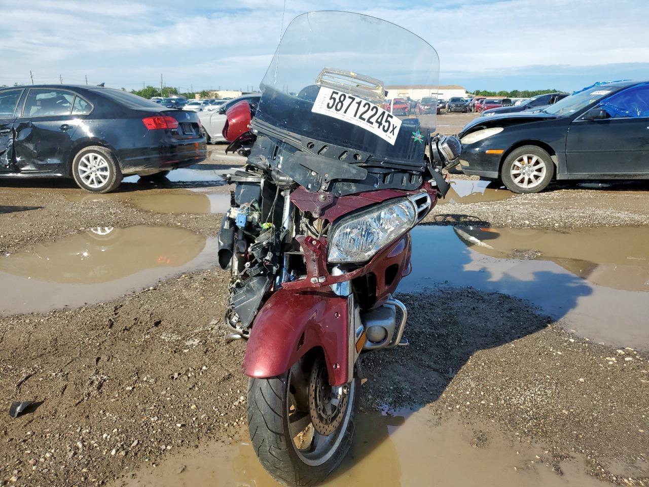 2005 Honda Gl1800 - Фото 2
